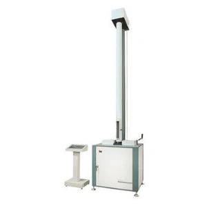 Πλαστικοί σωλήνες που υπάγονται σε δοκιμαστικό μετρητή πρόσκρουσης μάζας